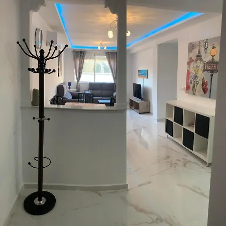 Apartment Lovely Three Valencia